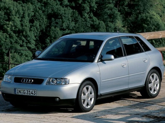 Фото Audi A3 8L хэтчбек 5-дв.