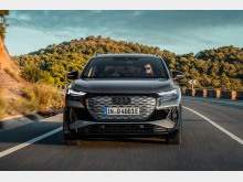 Фотография Audi Q4 e-tron Внедорожник