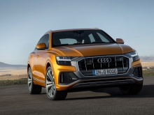 Фотография Audi Q8 Внедорожник