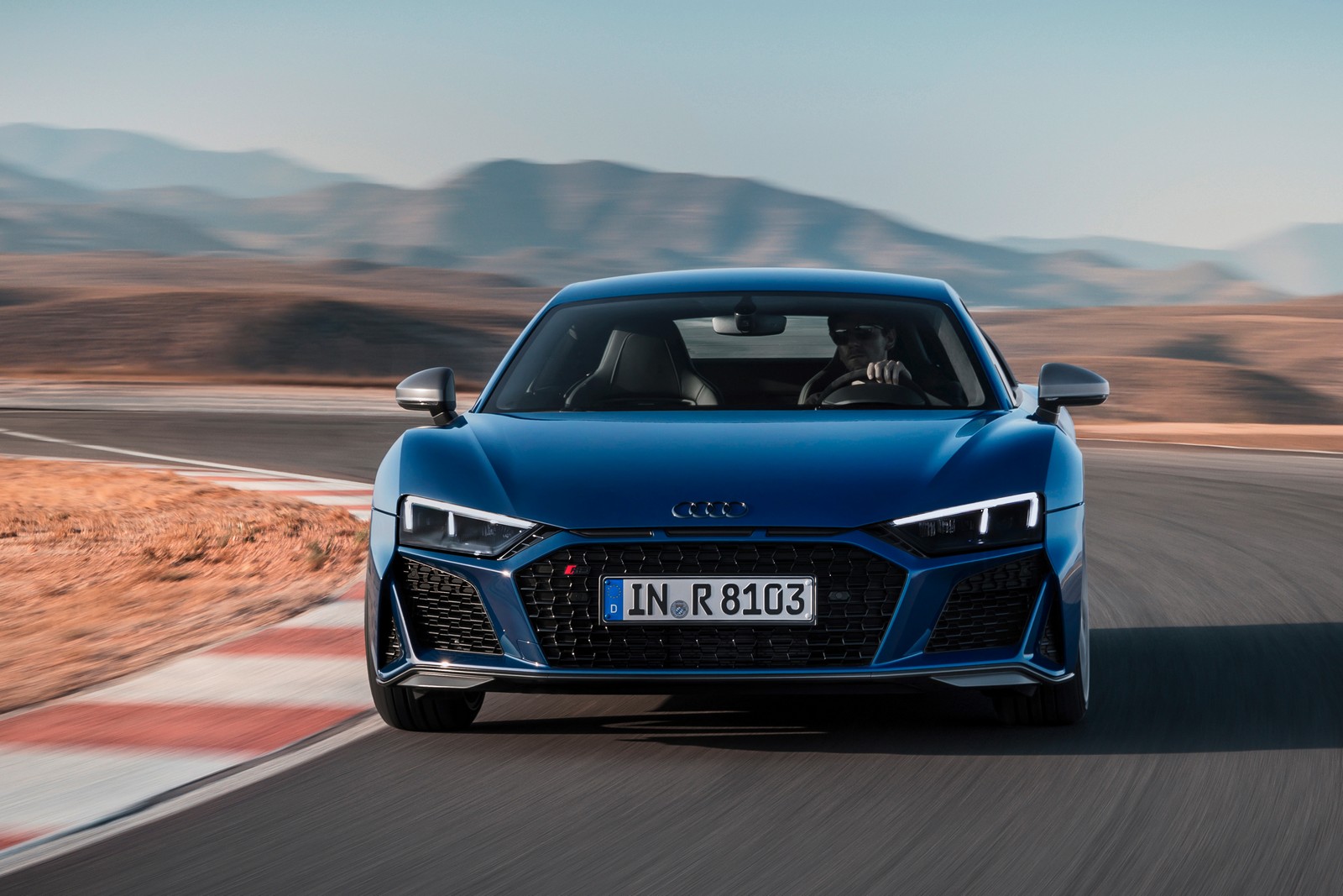 Фото Audi R8 второе поколение рестайлинг Купе