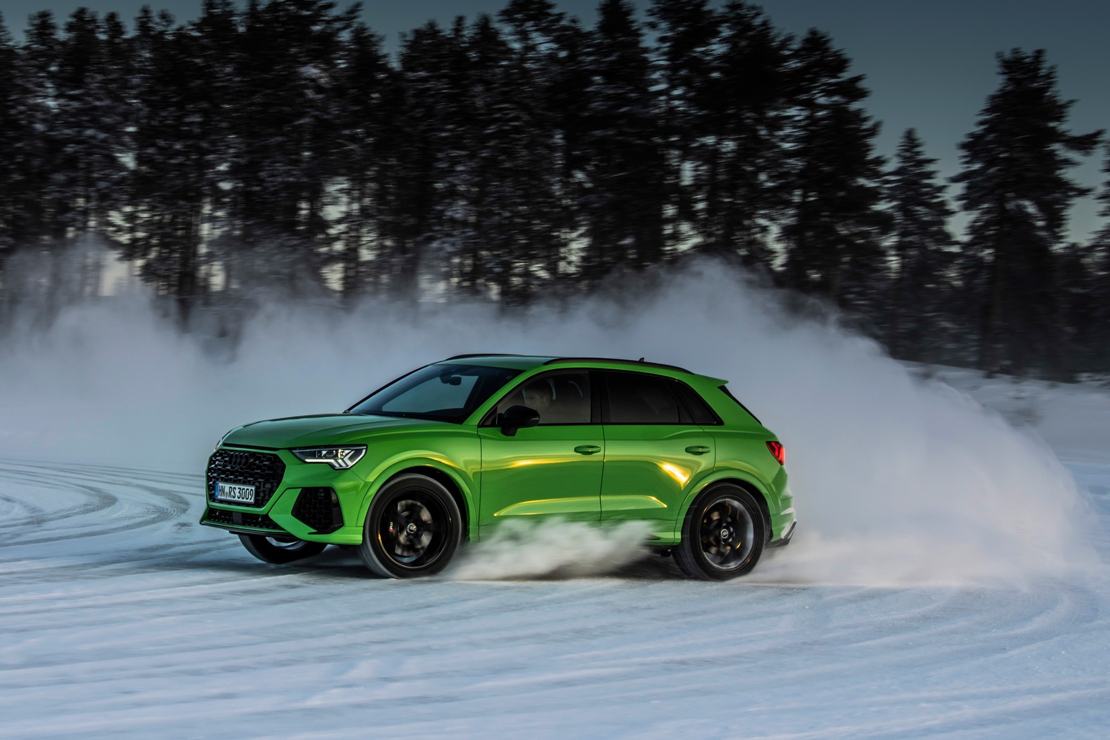 Фото Audi RS Q3 второе поколение Внедорожник