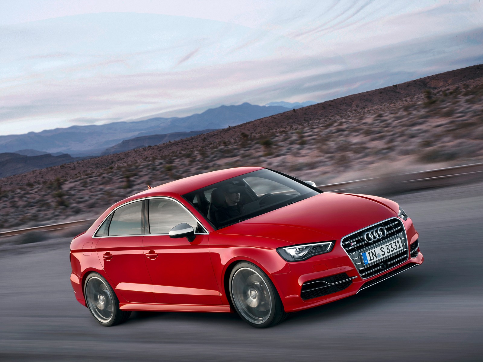 Фото Audi S3 пятоеV седан