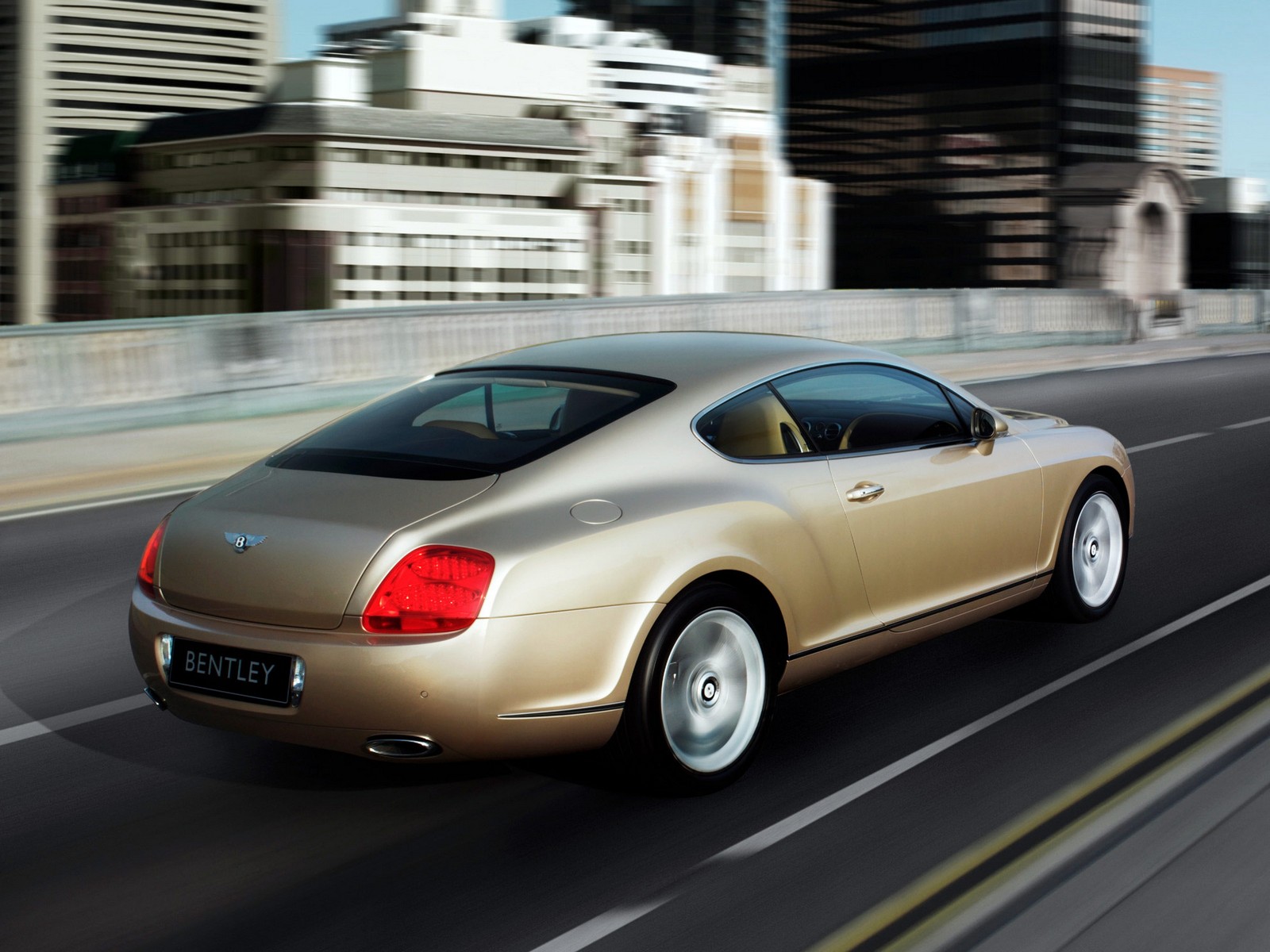 Фото Bentley Continental GT первое поколение Купе