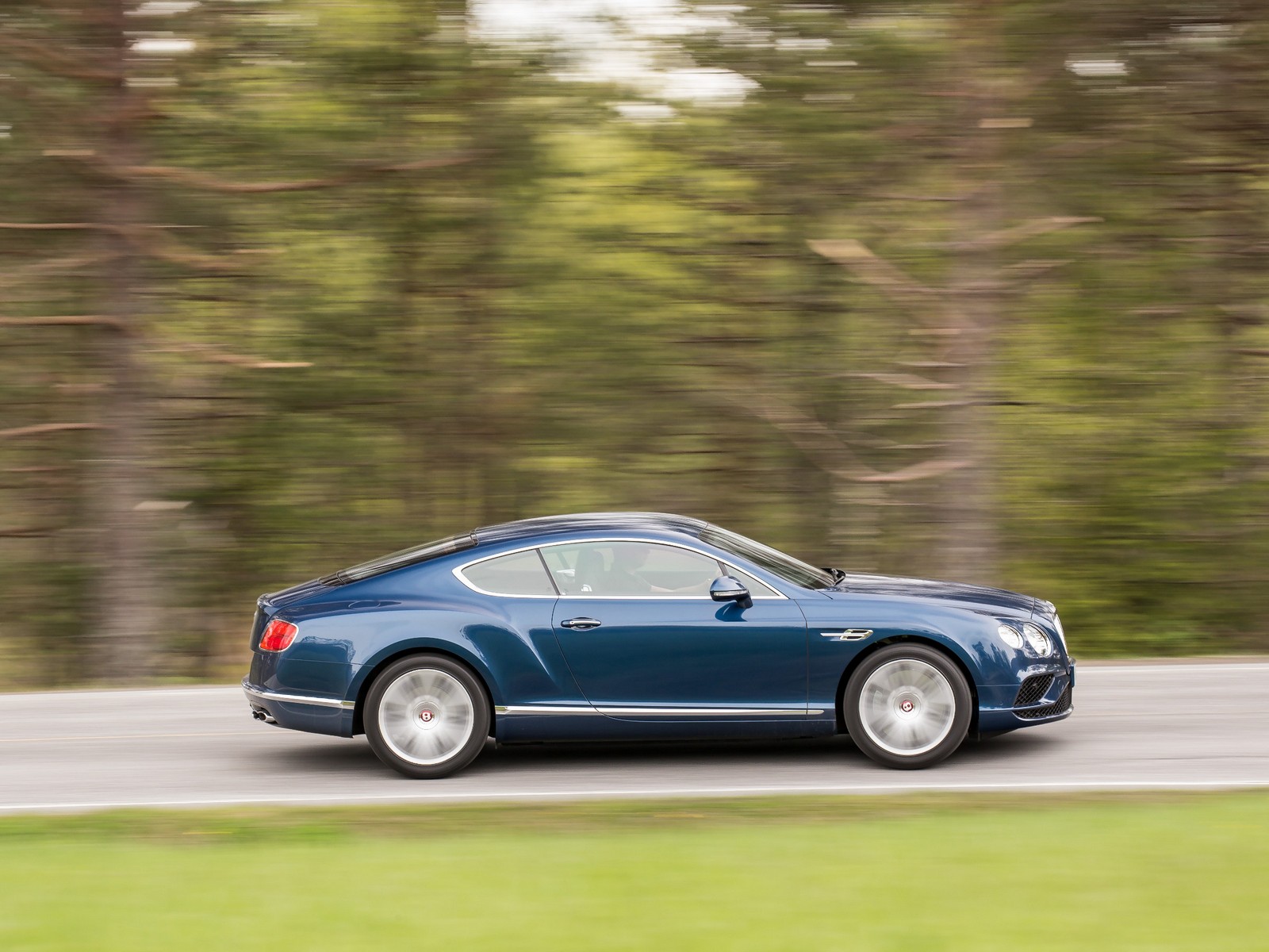 Фото Bentley Continental GT второе поколение рестайлинг V8