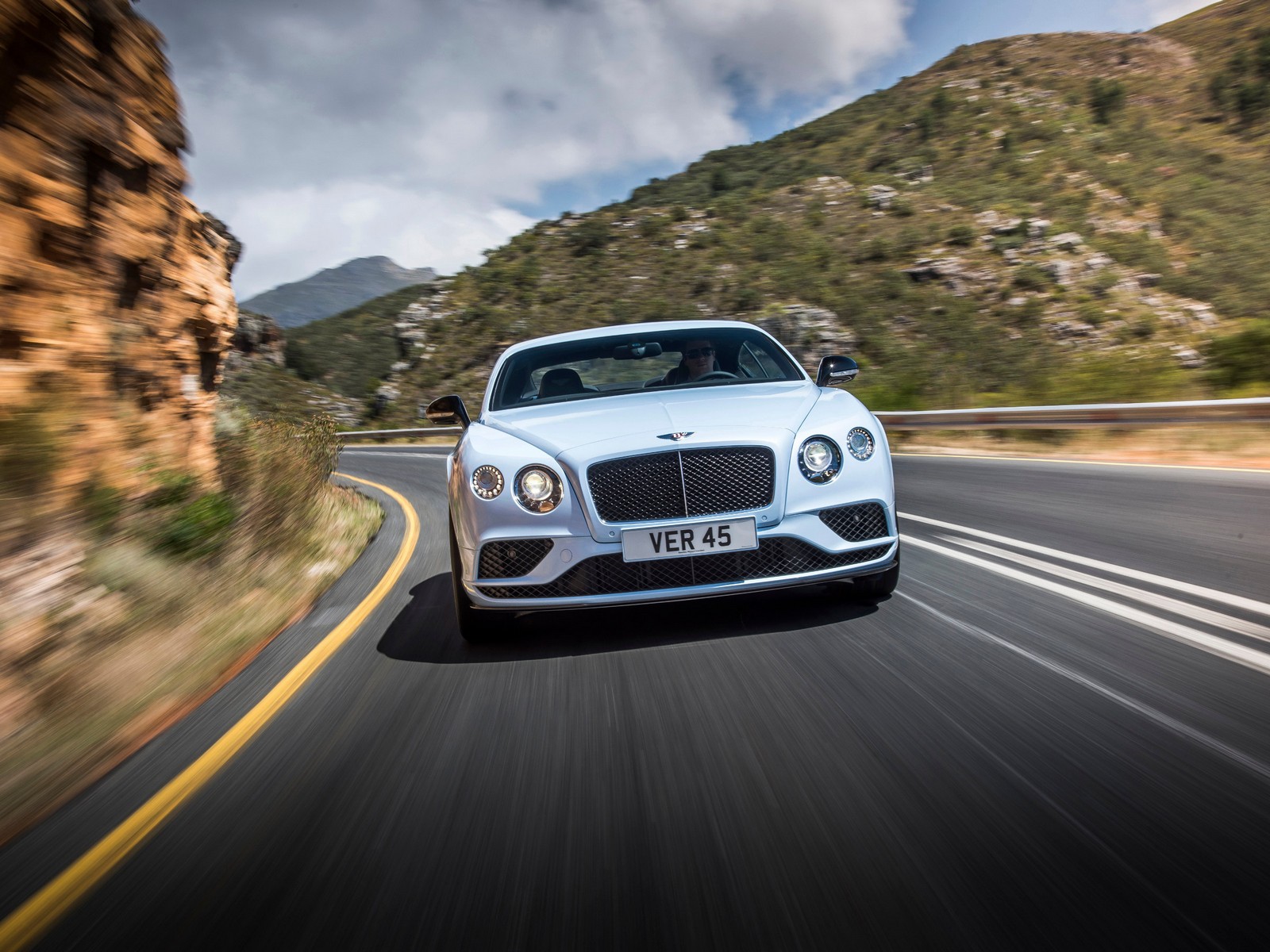 Фото Bentley Continental GT второе поколение рестайлинг V8 S