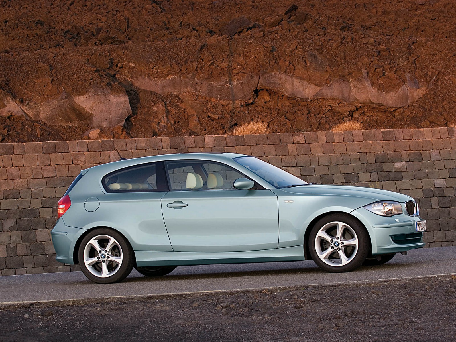 Фото BMW 1 серия E81/E82/E87/E88 хэтчбек 3-дв.
