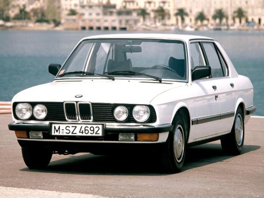 Фото BMW 5 серия E28 седан