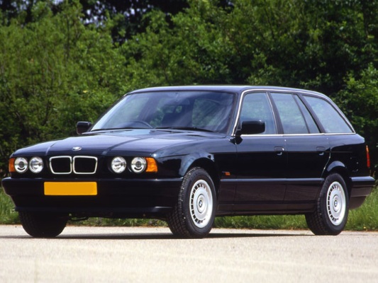 Фото BMW 5 серия E34 универсал