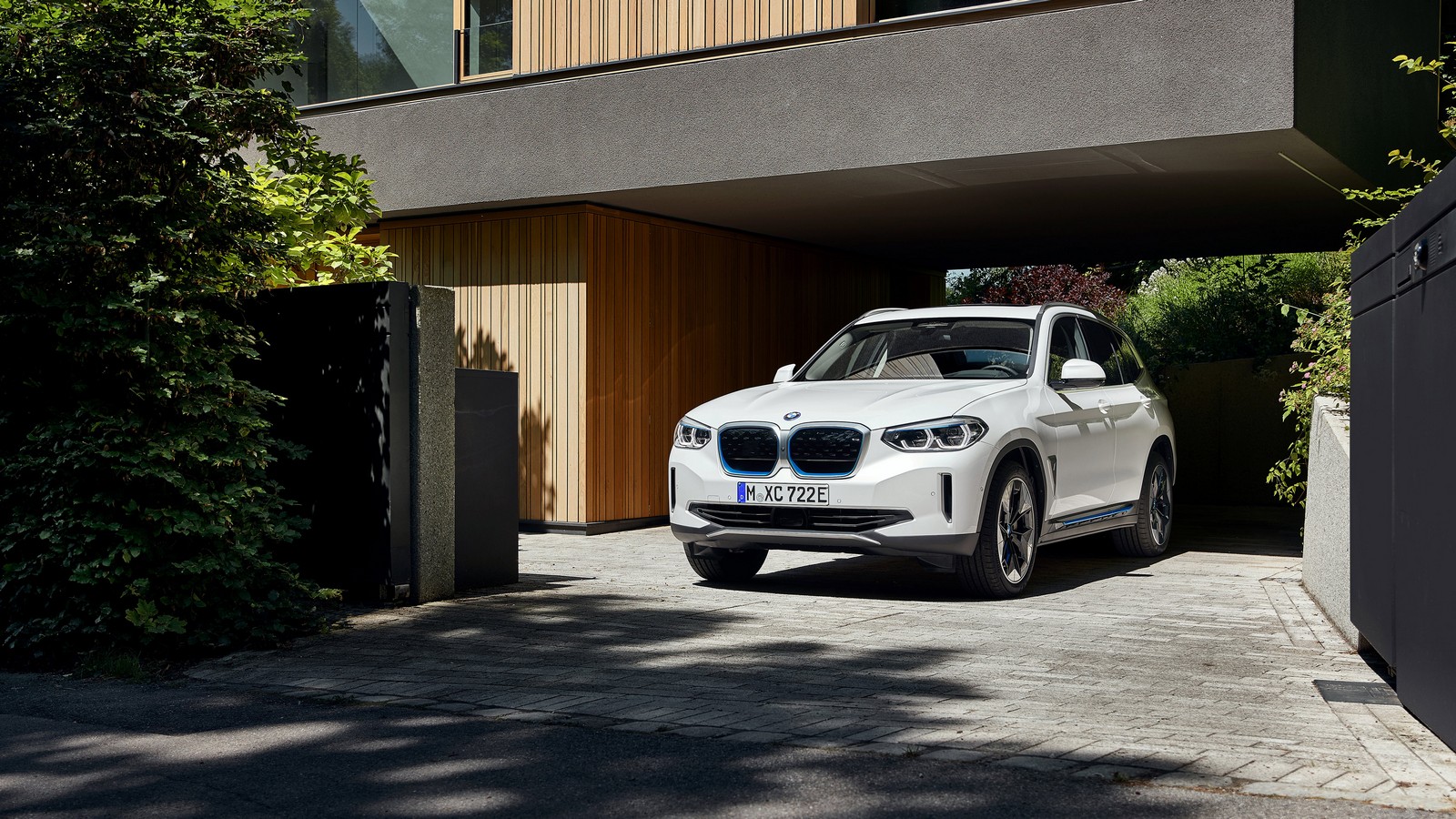 Фото BMW iX3 G08 Внедорожник