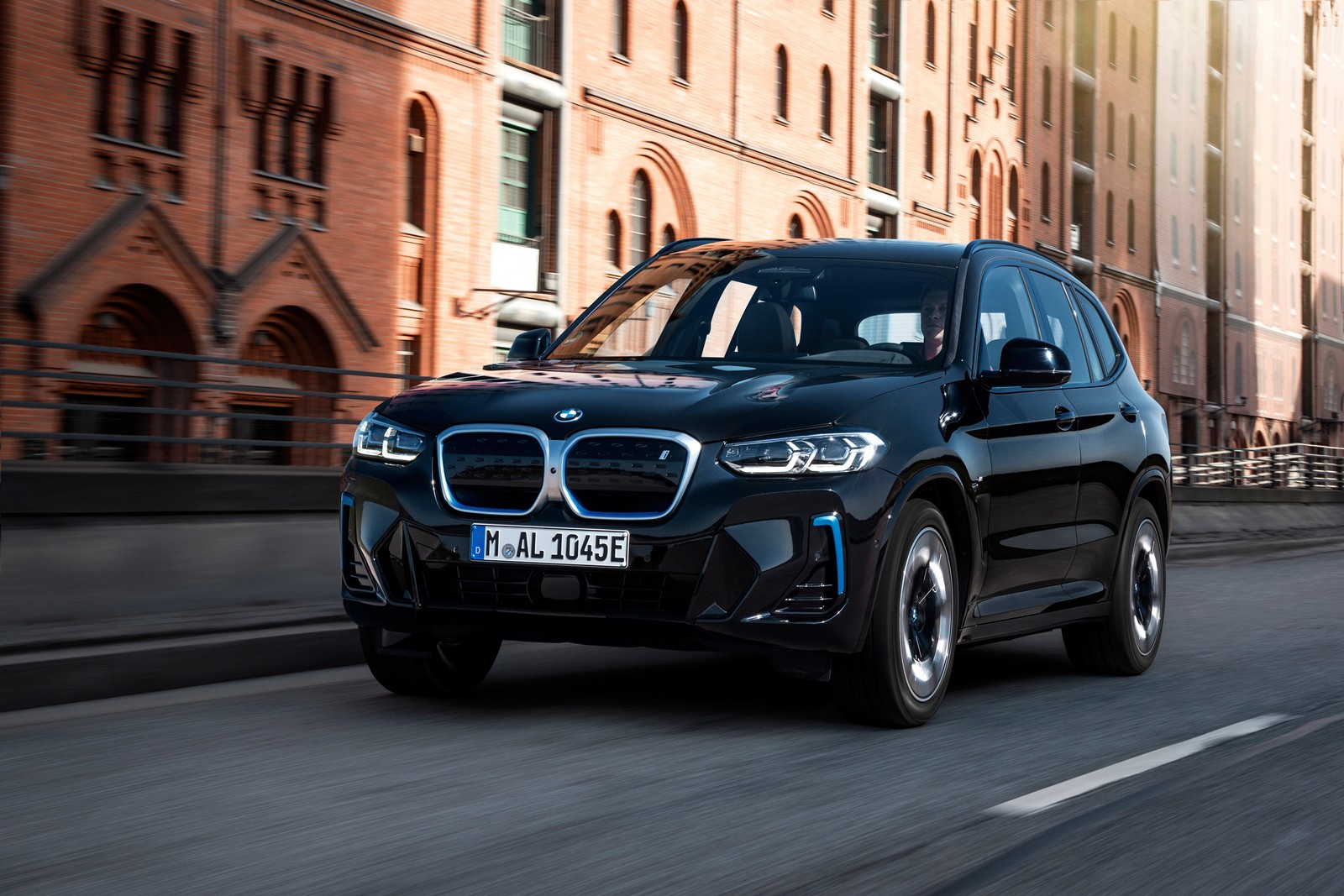 Фото BMW iX3 G08 рестайлинг Внедорожник