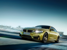 Фотография BMW M4 CSL M4 купе