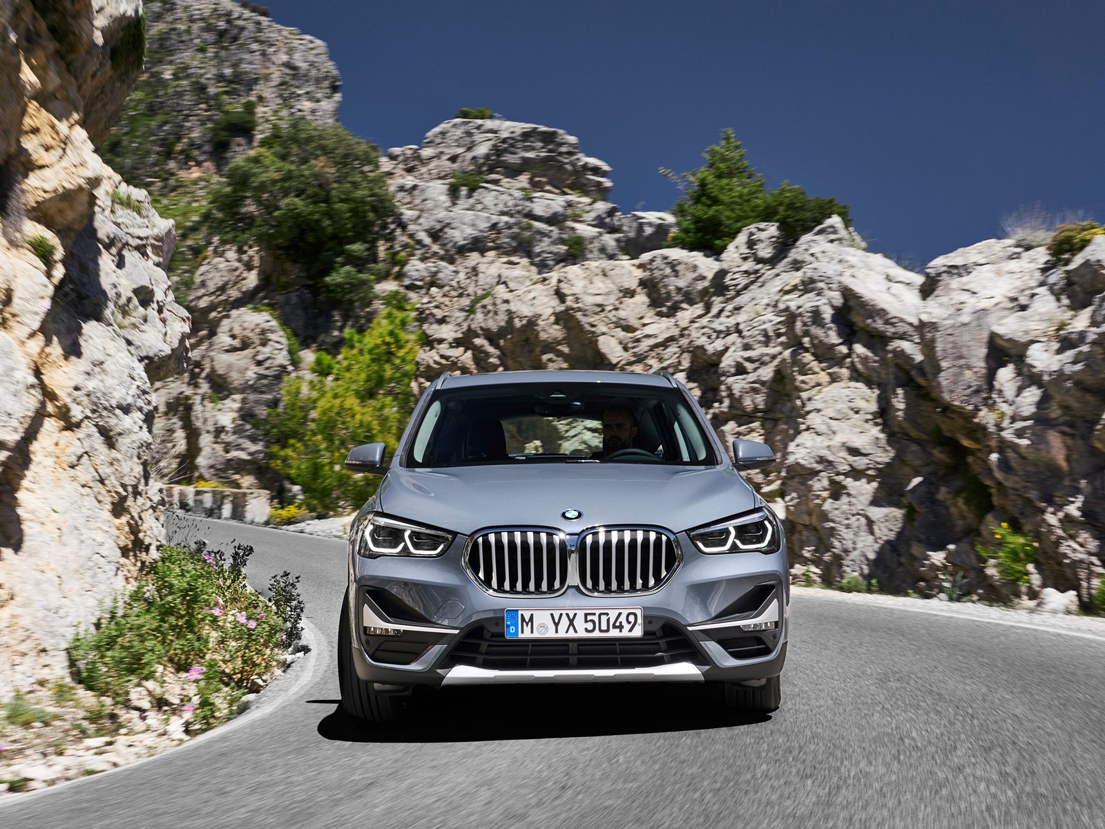 Фото BMW X1 F48 рестайлинг Внедорожник