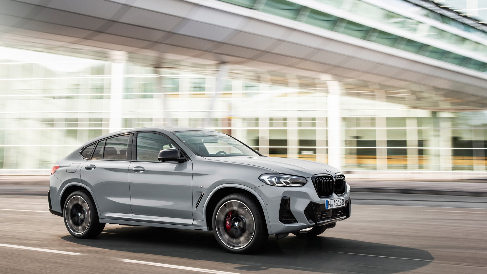 Фото BMW X4 G02 рестайлинг Внедорожник