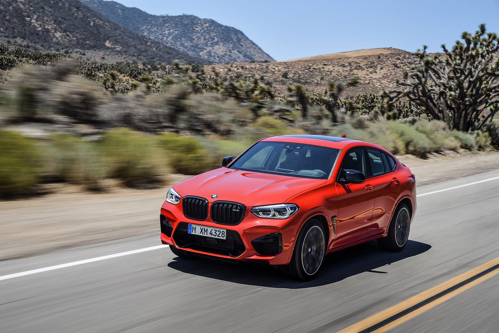 Фото BMW X4 M F98 Внедорожник