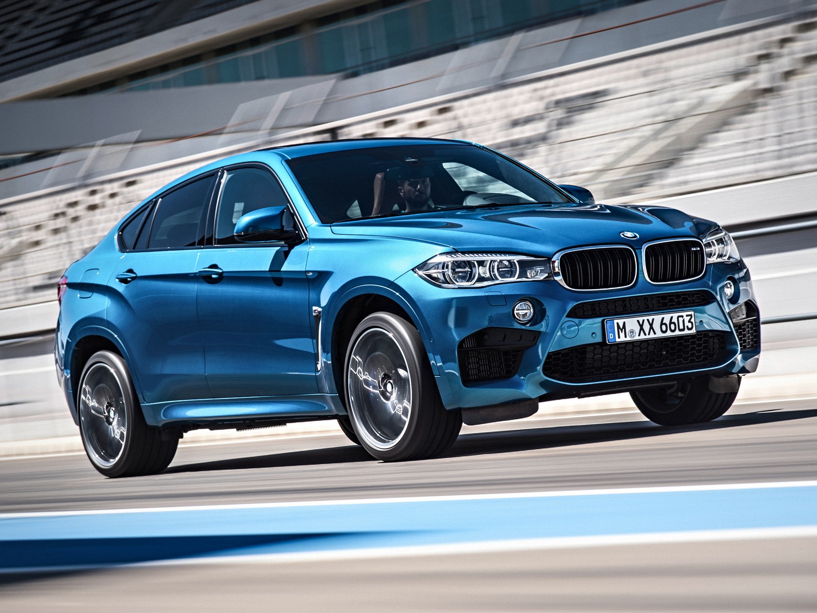 Фото BMW X6 M F16 Внедорожник