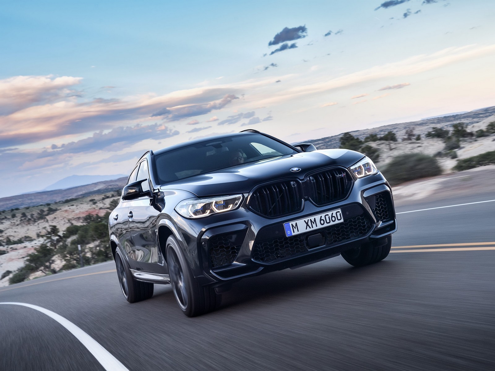 Фото BMW X6 M F96 Внедорожник