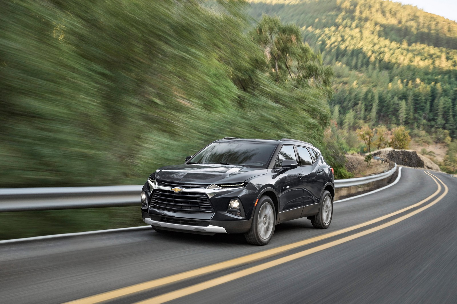 Фото Chevrolet Blazer пятое поколение Внедорожник