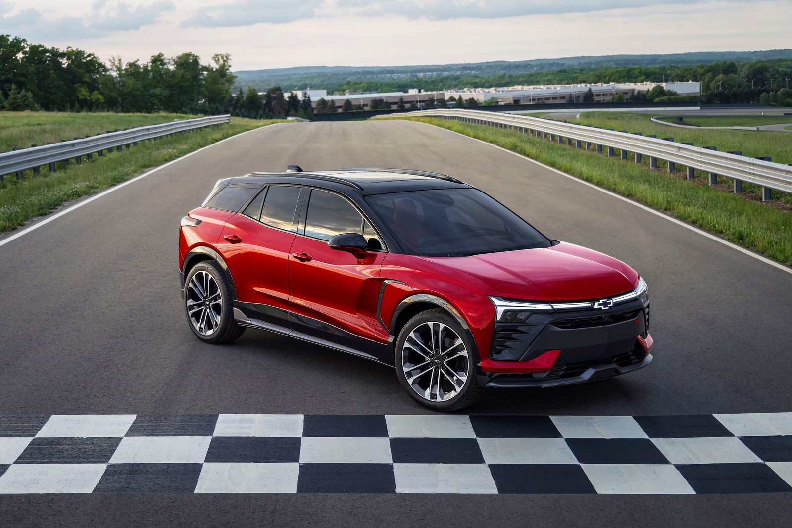 Фото Chevrolet Blazer шестое поколение EV