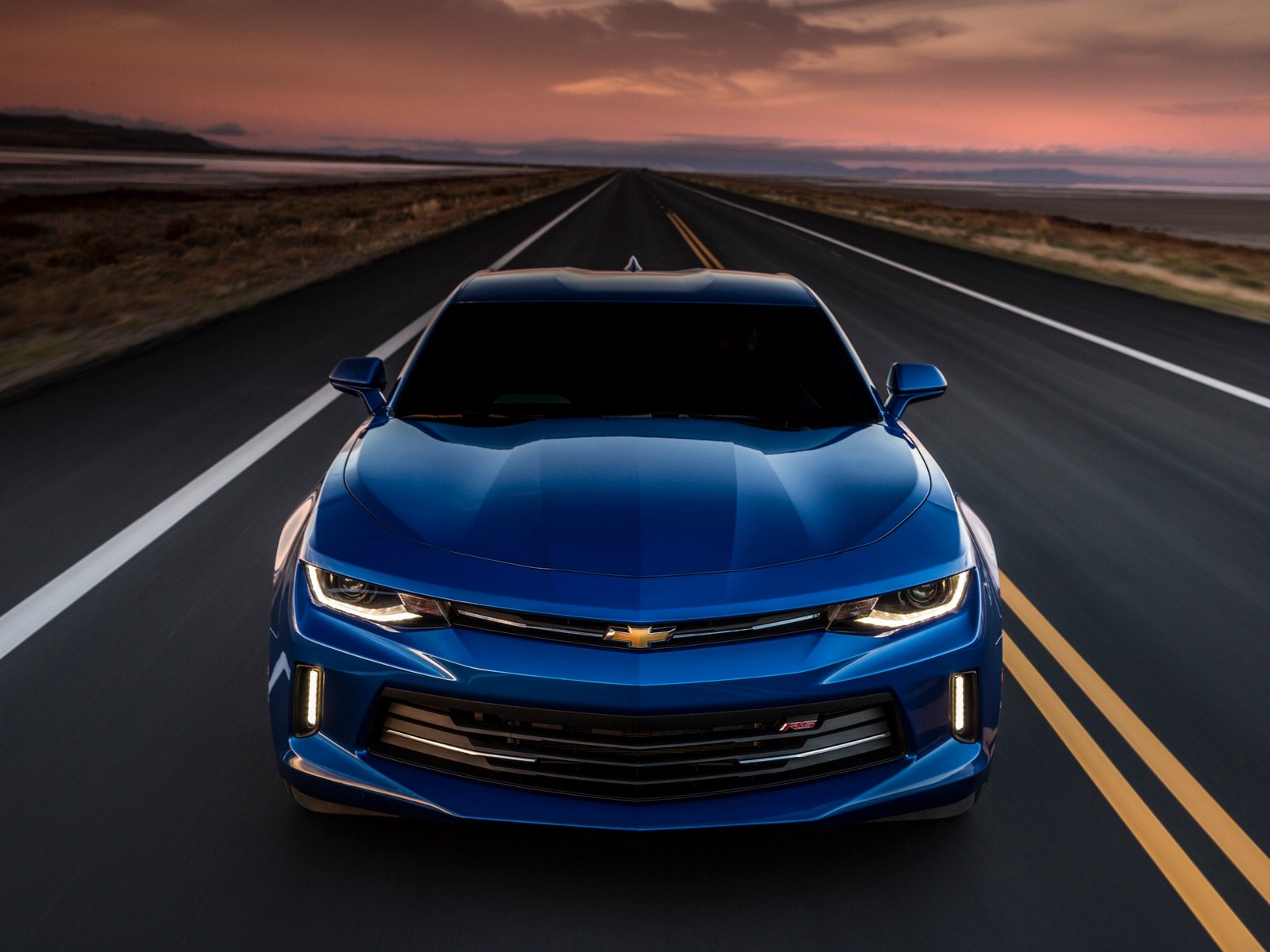 Фото Chevrolet Camaro шестое поколение купе