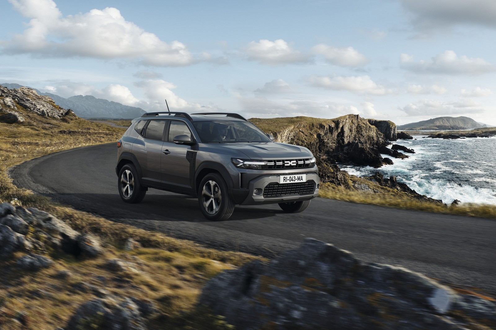 Фото Dacia Duster третье поколение Внедорожник