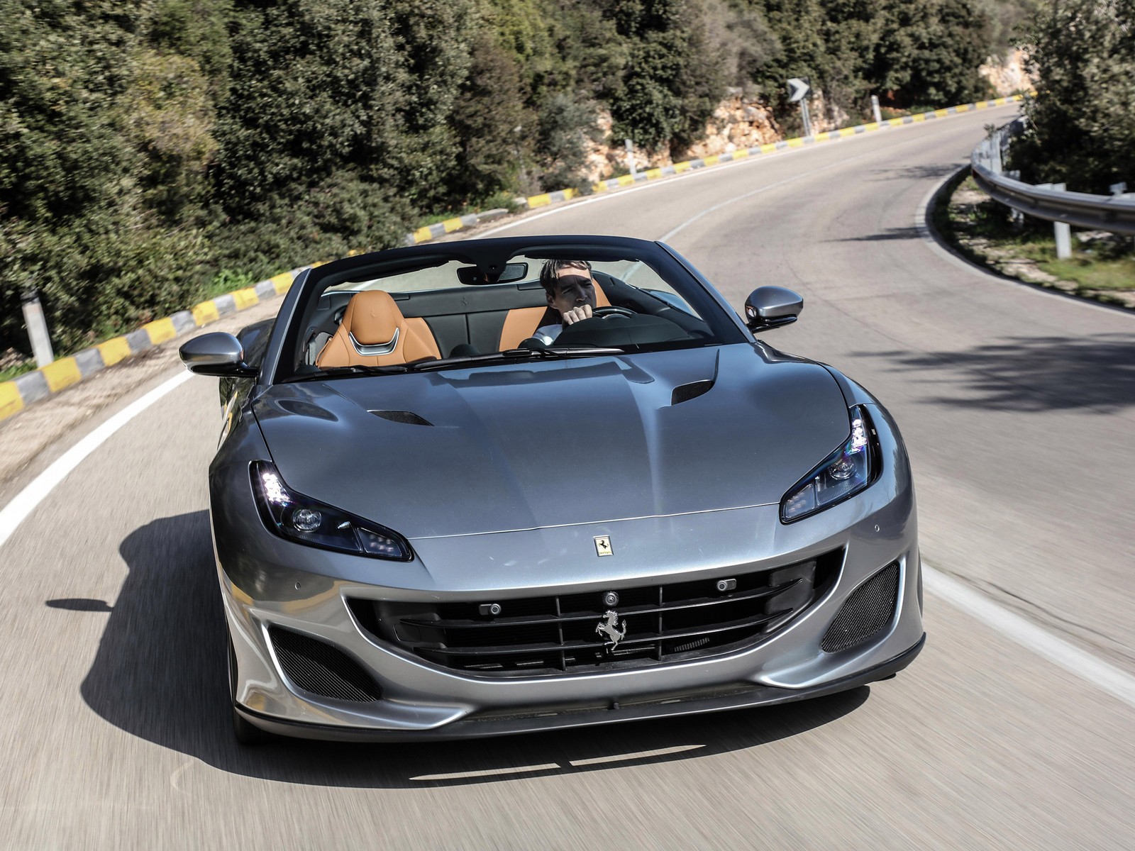 Фото Ferrari Portofino первое поколение Родстер