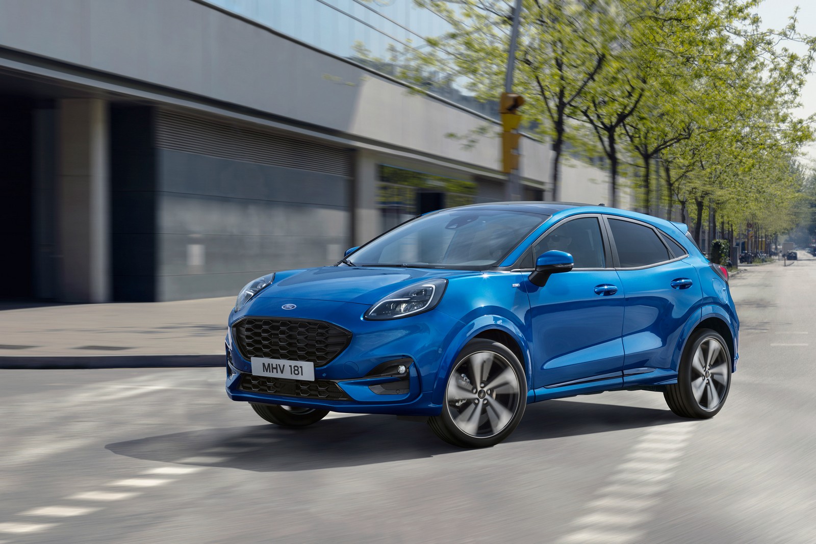 Фото Ford Puma второе поколение Внедорожник