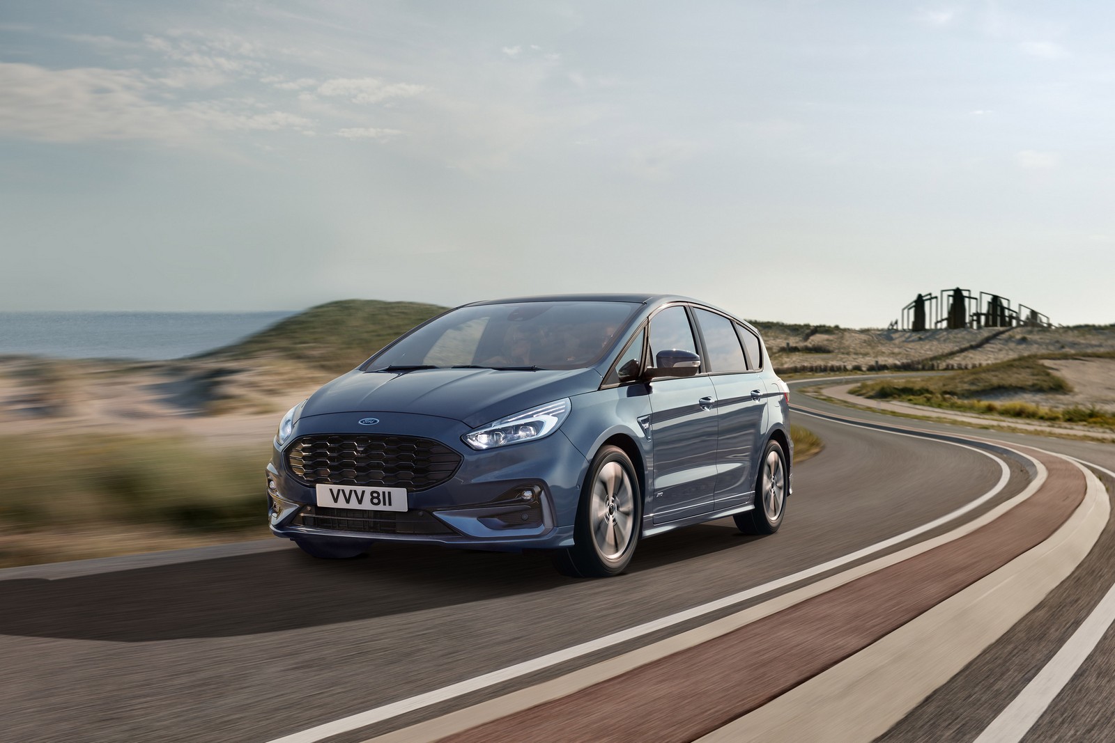 Фото Ford S-MAX второе поколение рестайлинг Минивэн