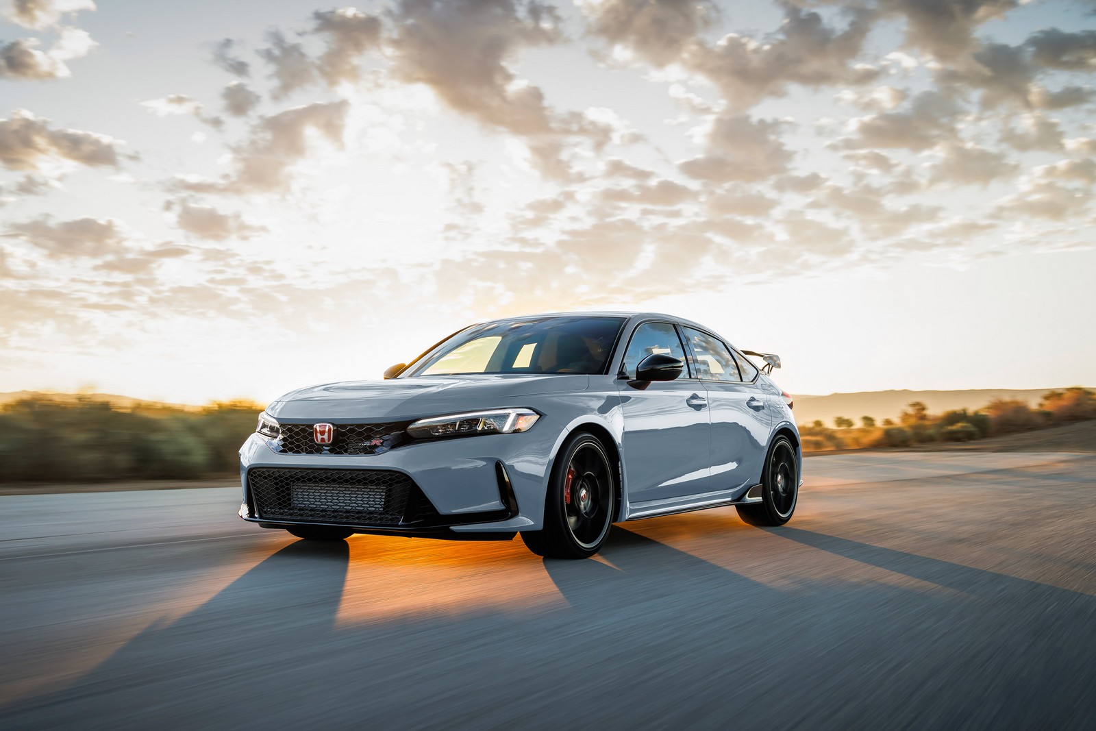 Фото Honda Civic Type-R одиннадцатое поколение 5-дв.