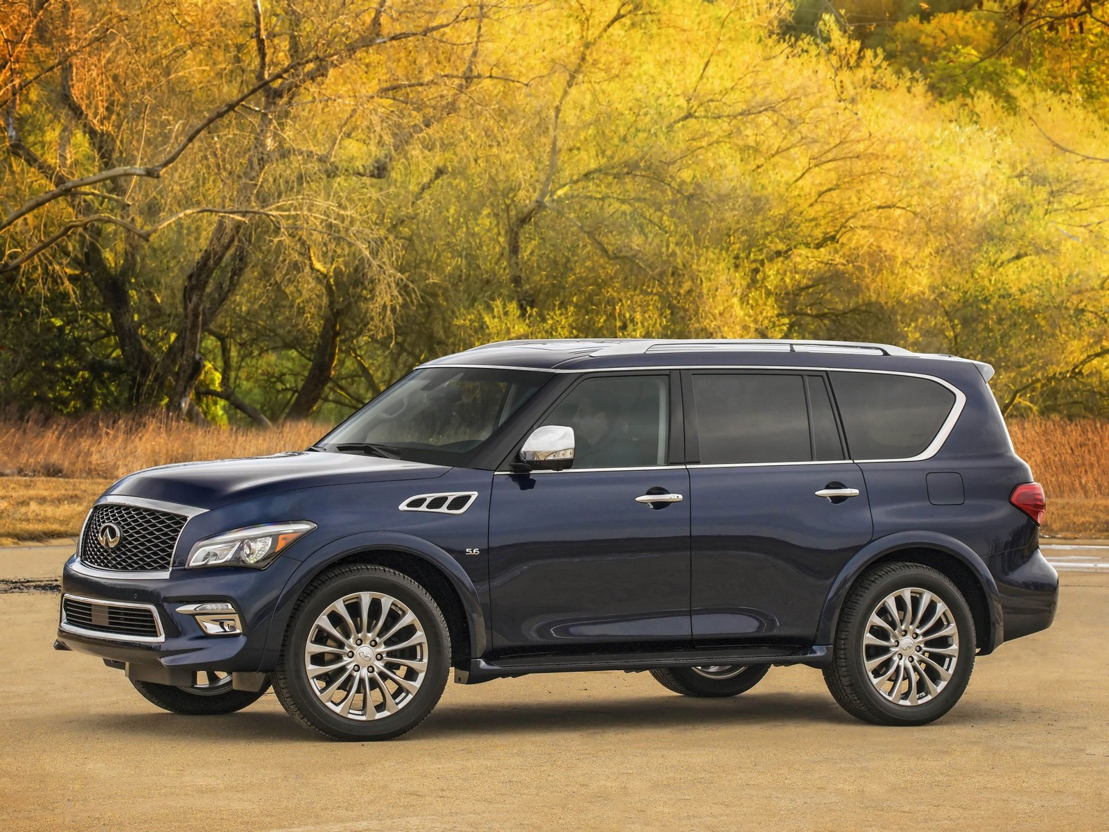 Фото Infiniti QX80 второе поколение рестайлинг Внедорожник