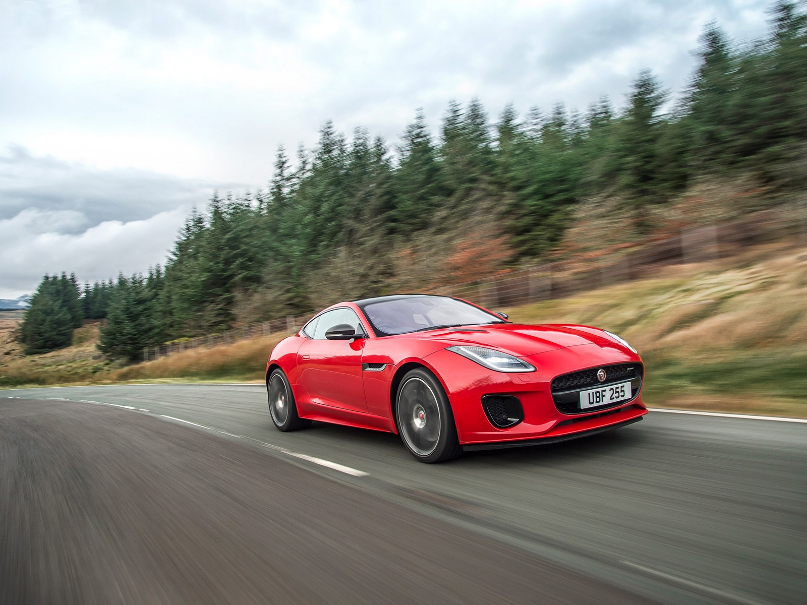 Фото Jaguar F-Type первое поколение рестайлинг купе