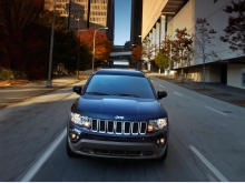 Фотография Jeep Compass Внедорожник