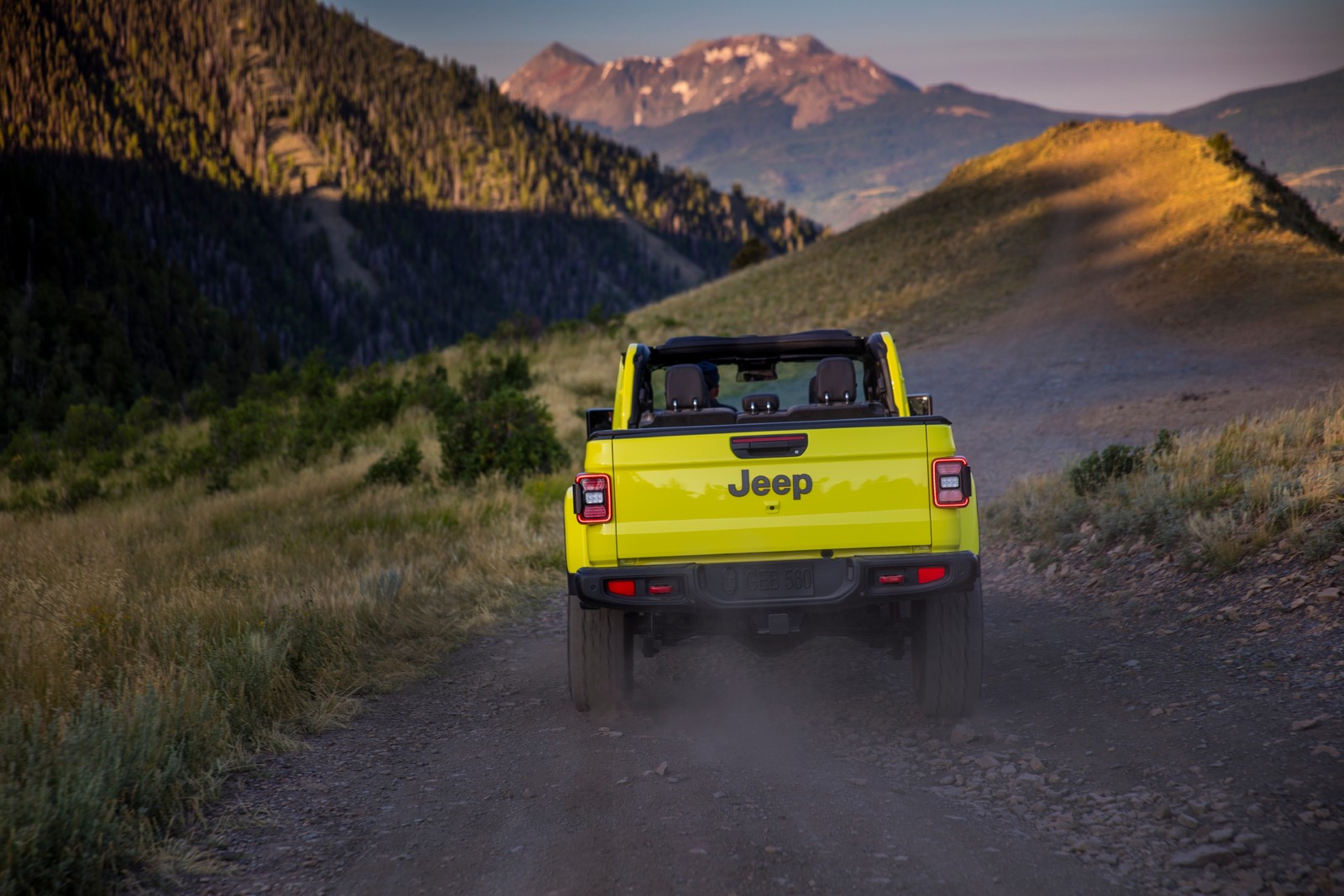 Фото Jeep Gladiator JT рестайлинг Пикап