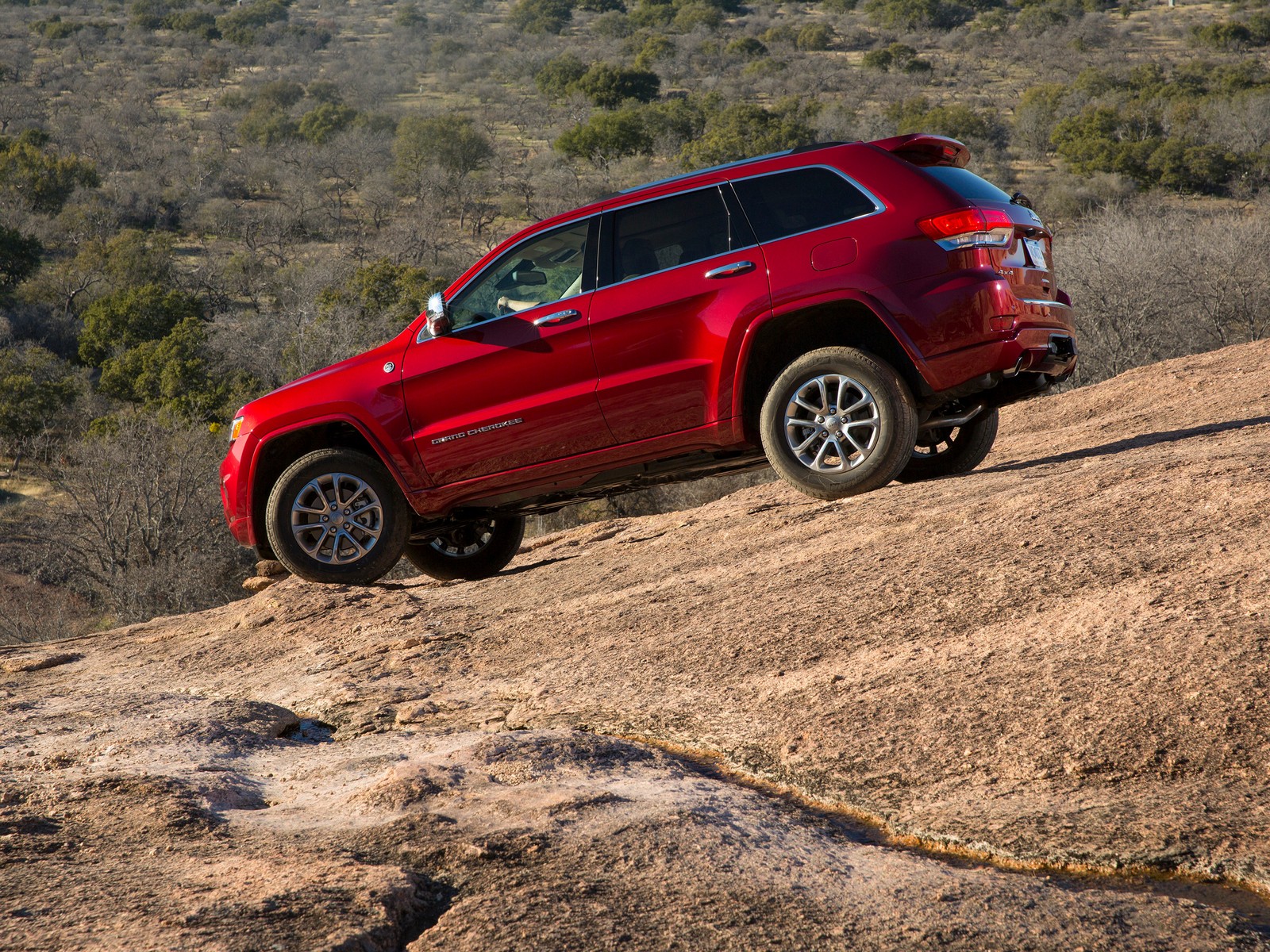 Фото Jeep Grand Cherokee WK2 рестайлинг Внедорожник