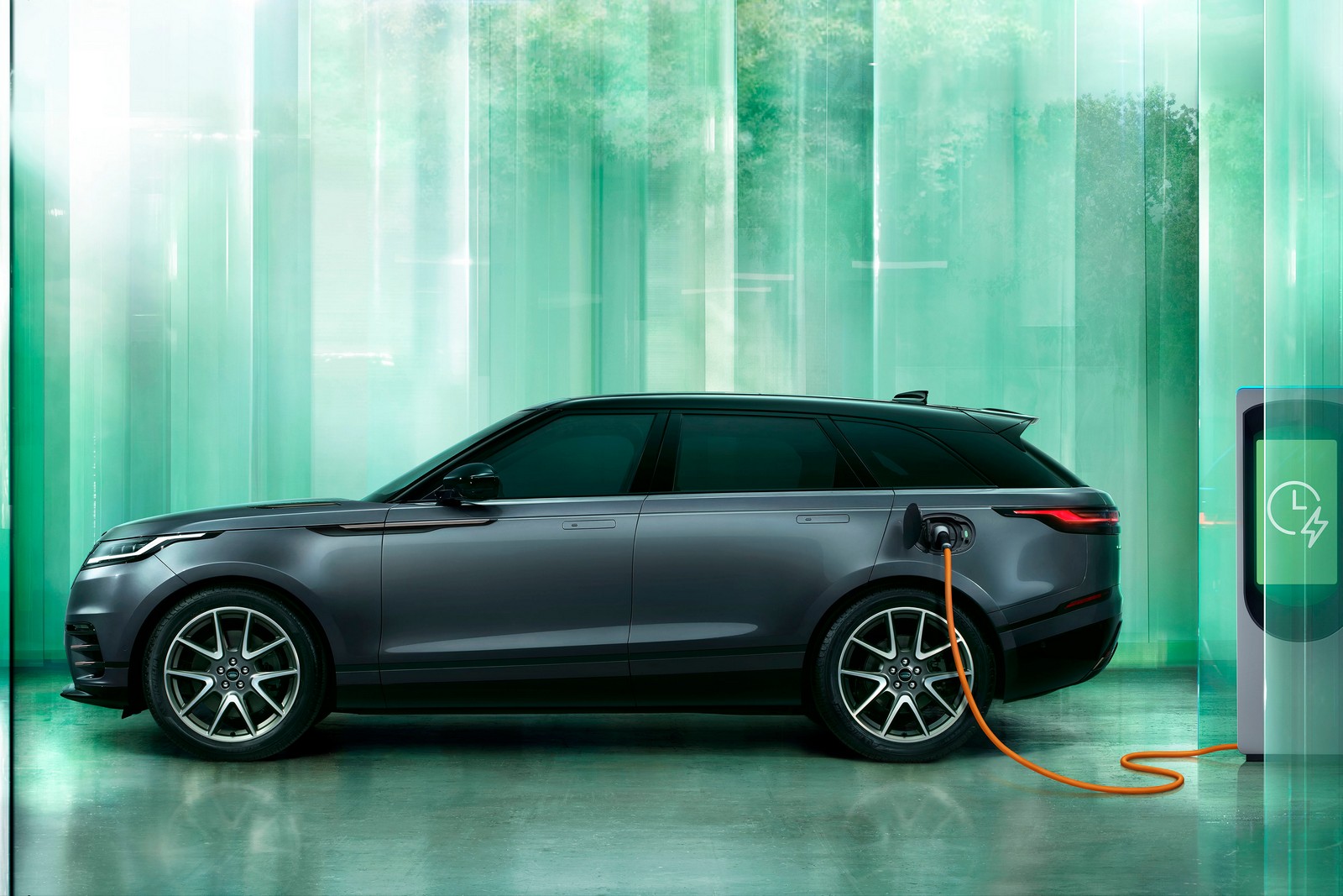 Фото Land Rover Range Rover Velar первое поколение рестайлинг Внедорожник