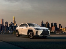 Фотография Lexus UX Внедорожник