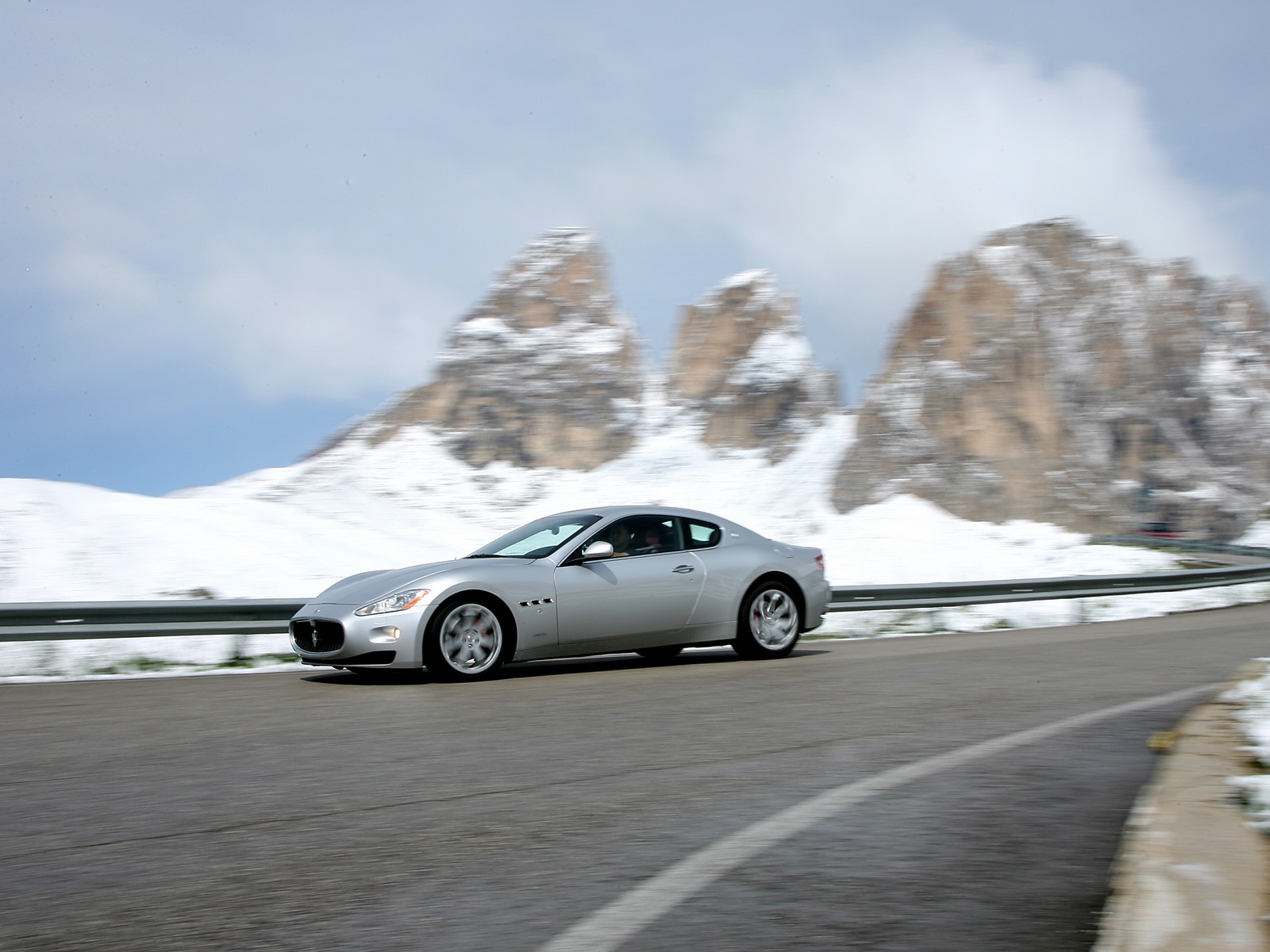 Фото Maserati GranTurismo первое поколение Купе