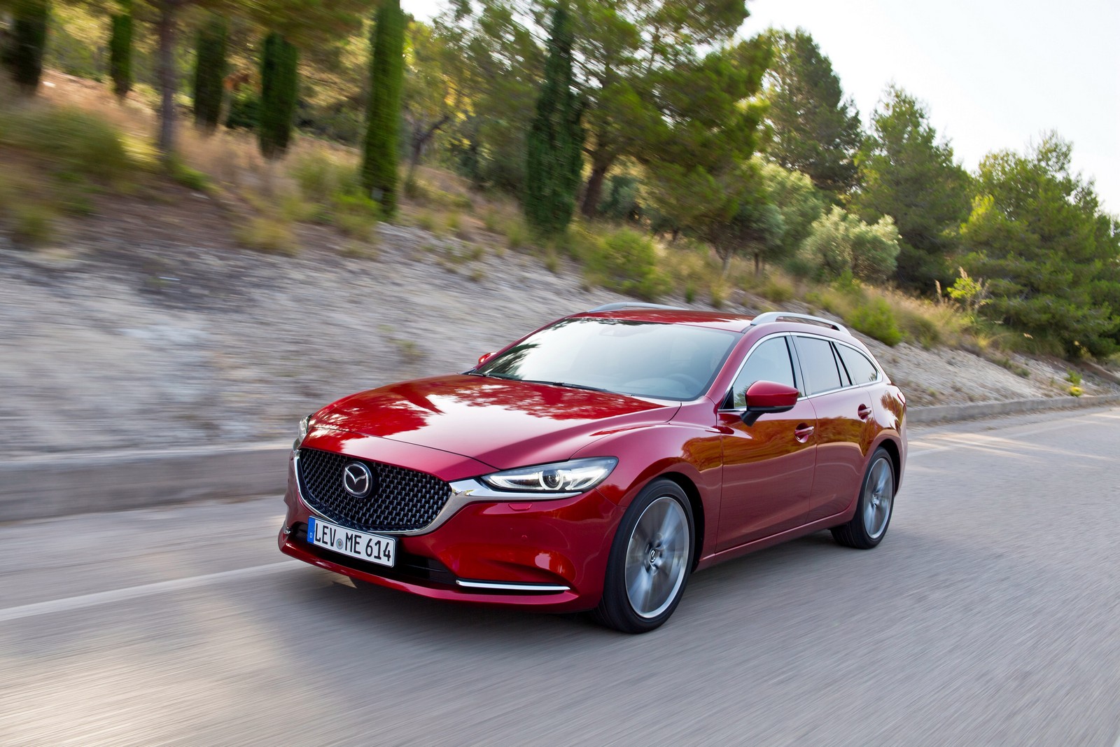 Фото Mazda 6 третье поколение 2-ой рестайлинг универсал