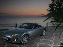 Фотография Mazda MX-5 Родстер