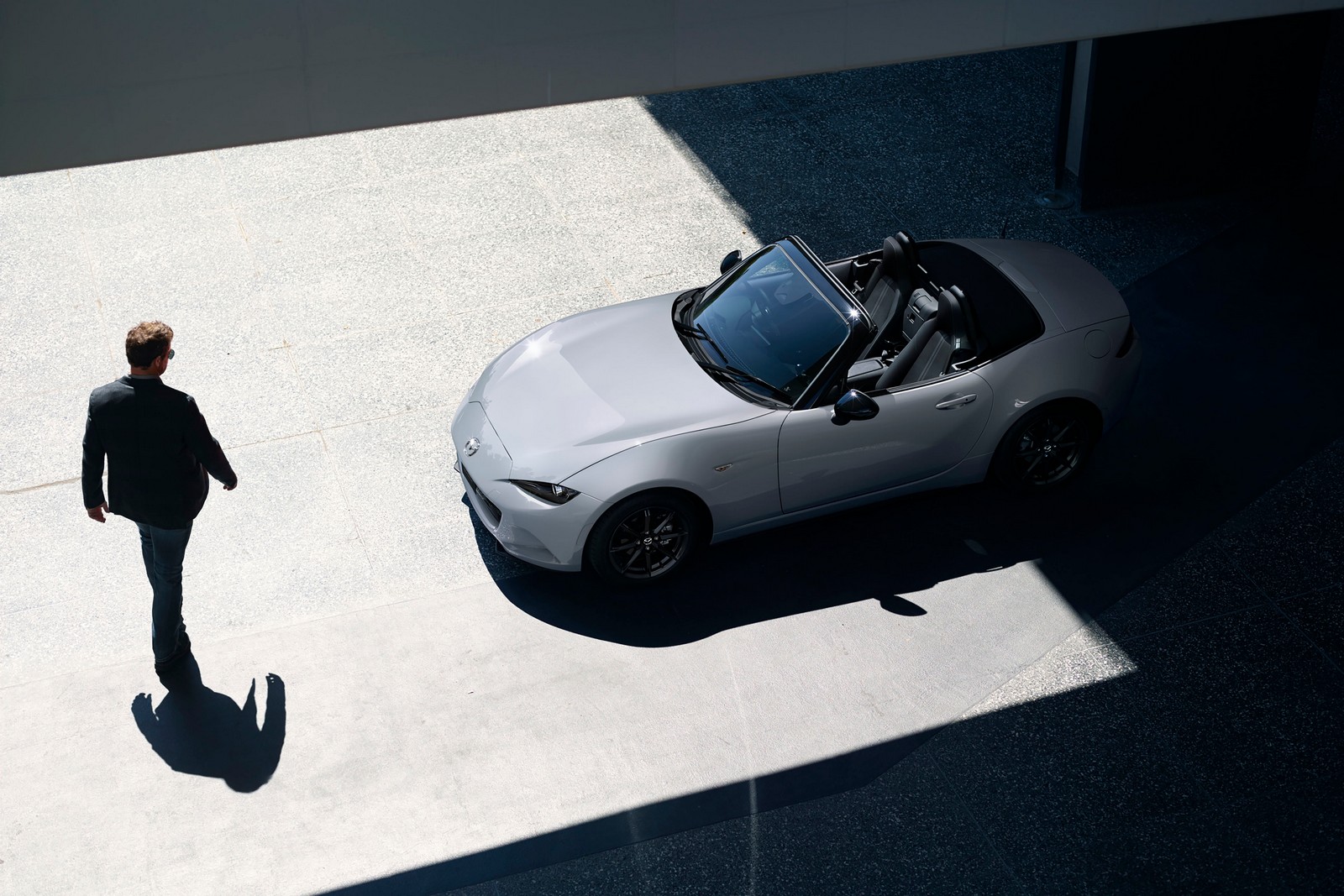 Фото Mazda MX-5 четвертое поколение рестайлинг Родстер