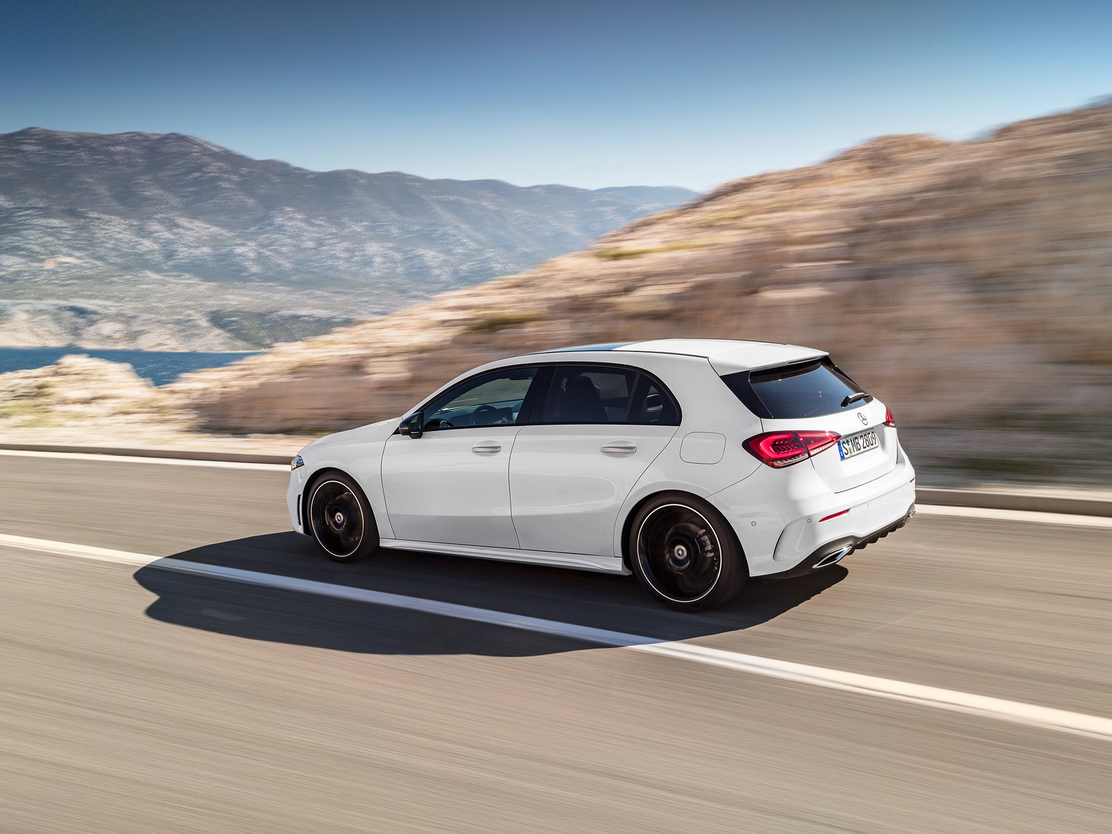 Фото Mercedes-Benz A-Класс пятое177/V177 5-дв.