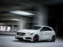 Фотография Mercedes-Benz A-Класс AMG Хэтчбек