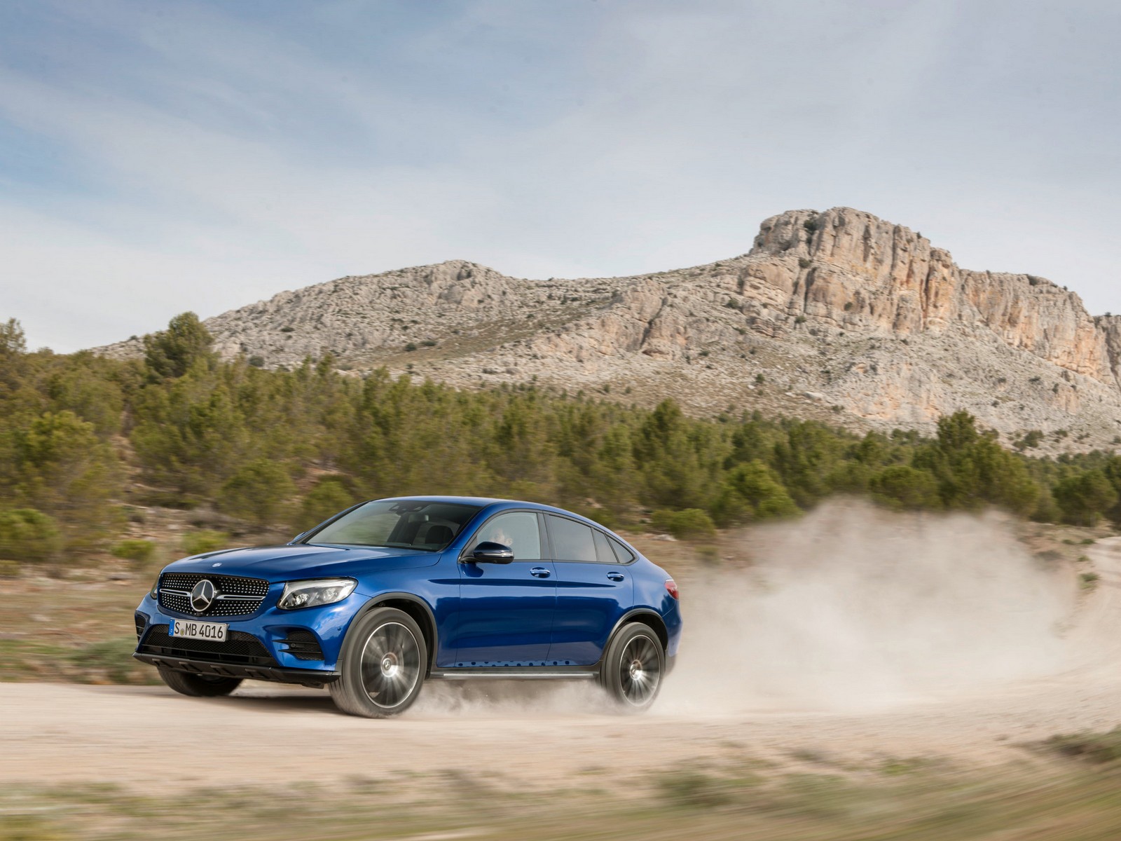 Фото Mercedes-Benz GLC-Класс X253/C253 Купе