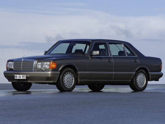 Фото Mercedes-Benz S-Класс W126 Седан