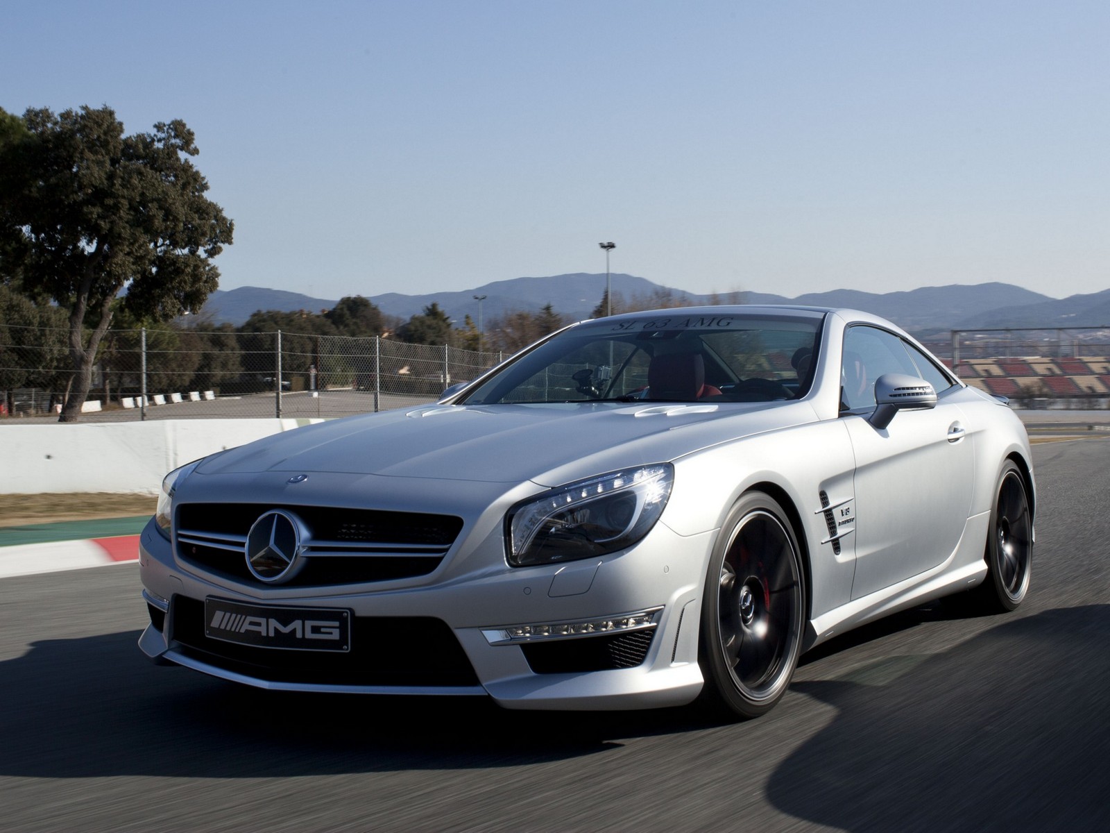 Фото Mercedes-Benz SL-Класс AMG R231 Родстер