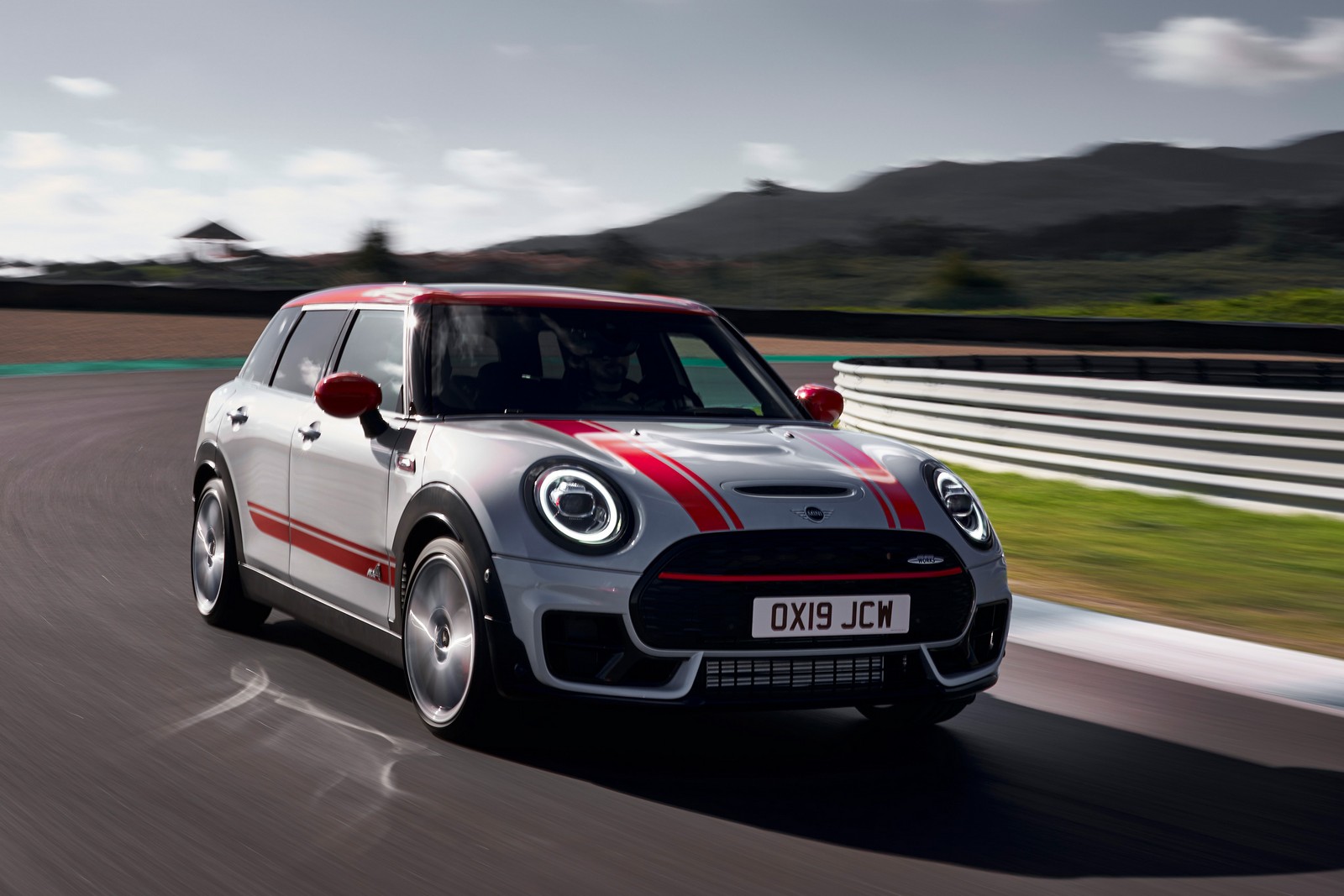 Фото MINI John Cooper Works Clubman второе поколение 5-дв.