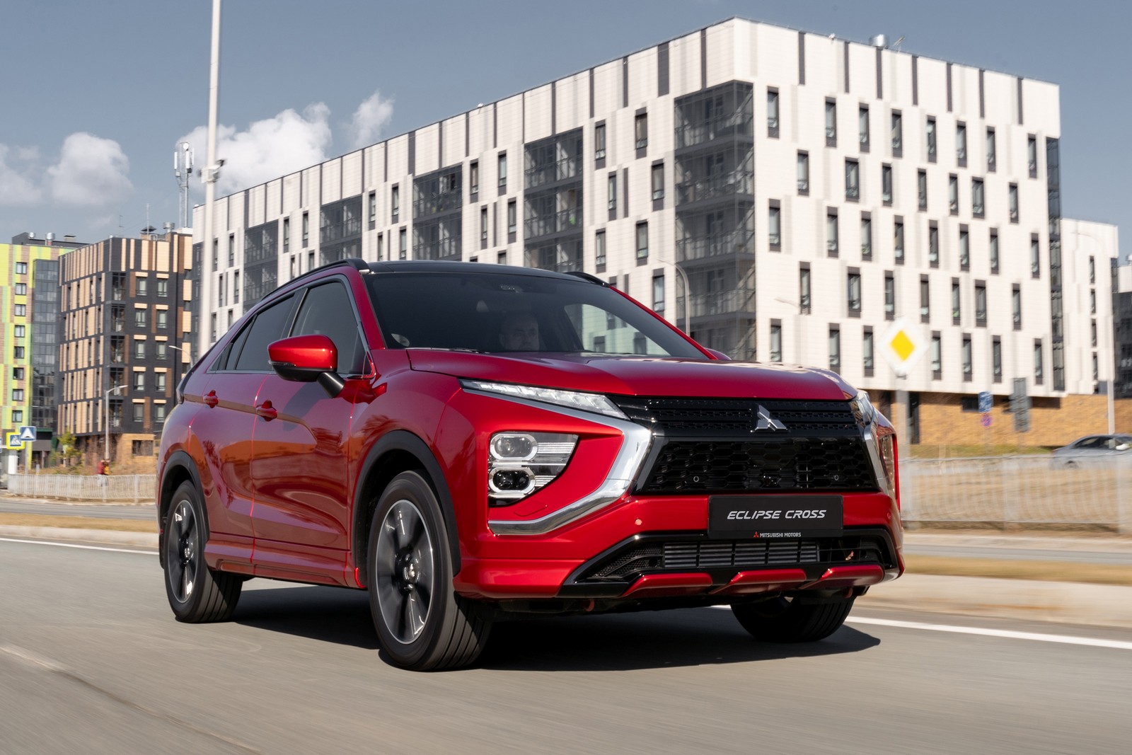 Фото Mitsubishi Eclipse Cross первое поколение рестайлинг Внедорожник