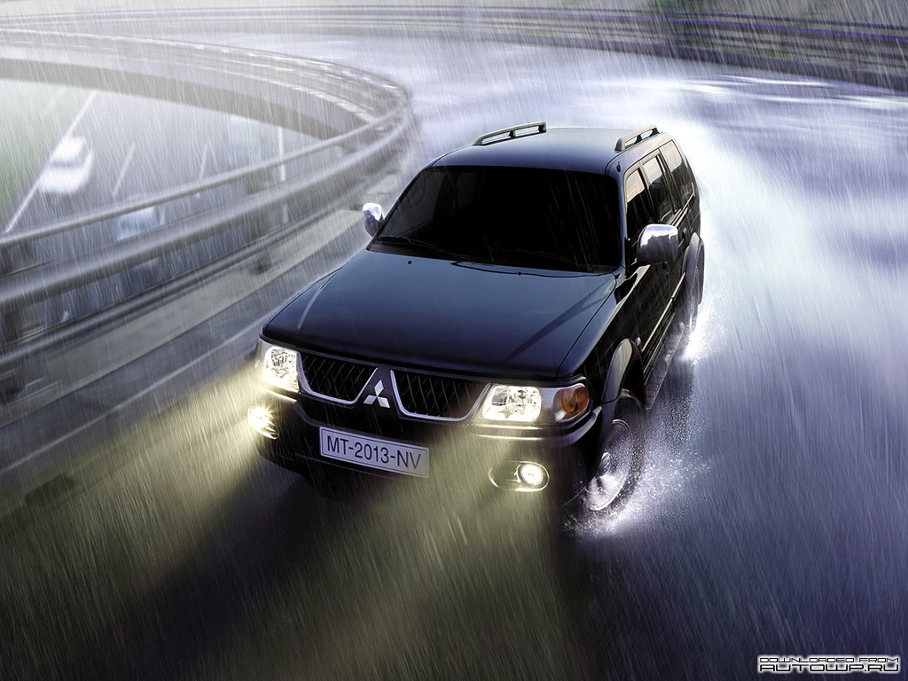 Фото Mitsubishi Pajero Sport первое поколение Внедорожник