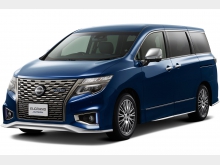 Фотография Nissan Elgrand Минивэн