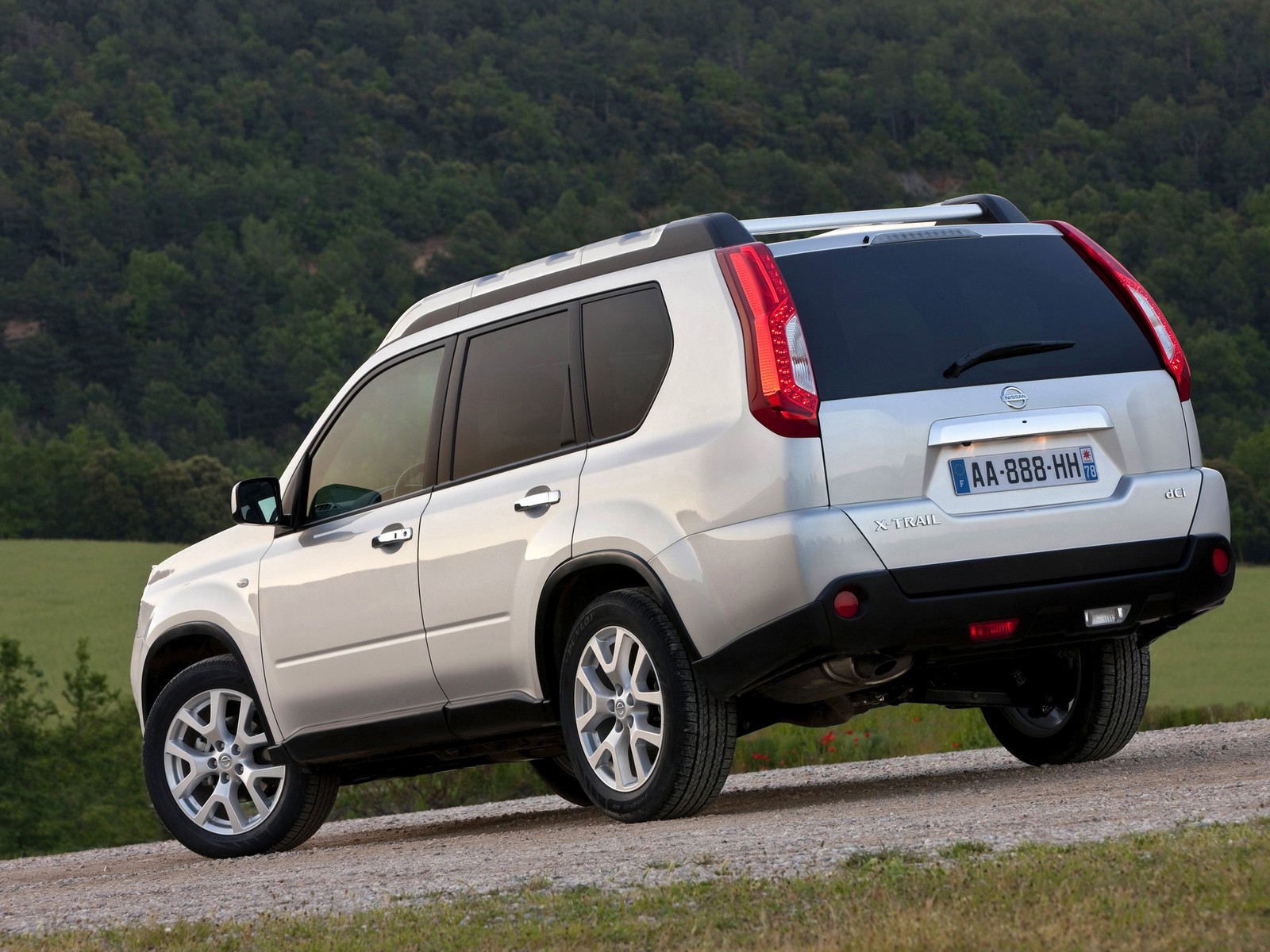 Фото Nissan X-Trail T31 рестайлинг Внедорожник