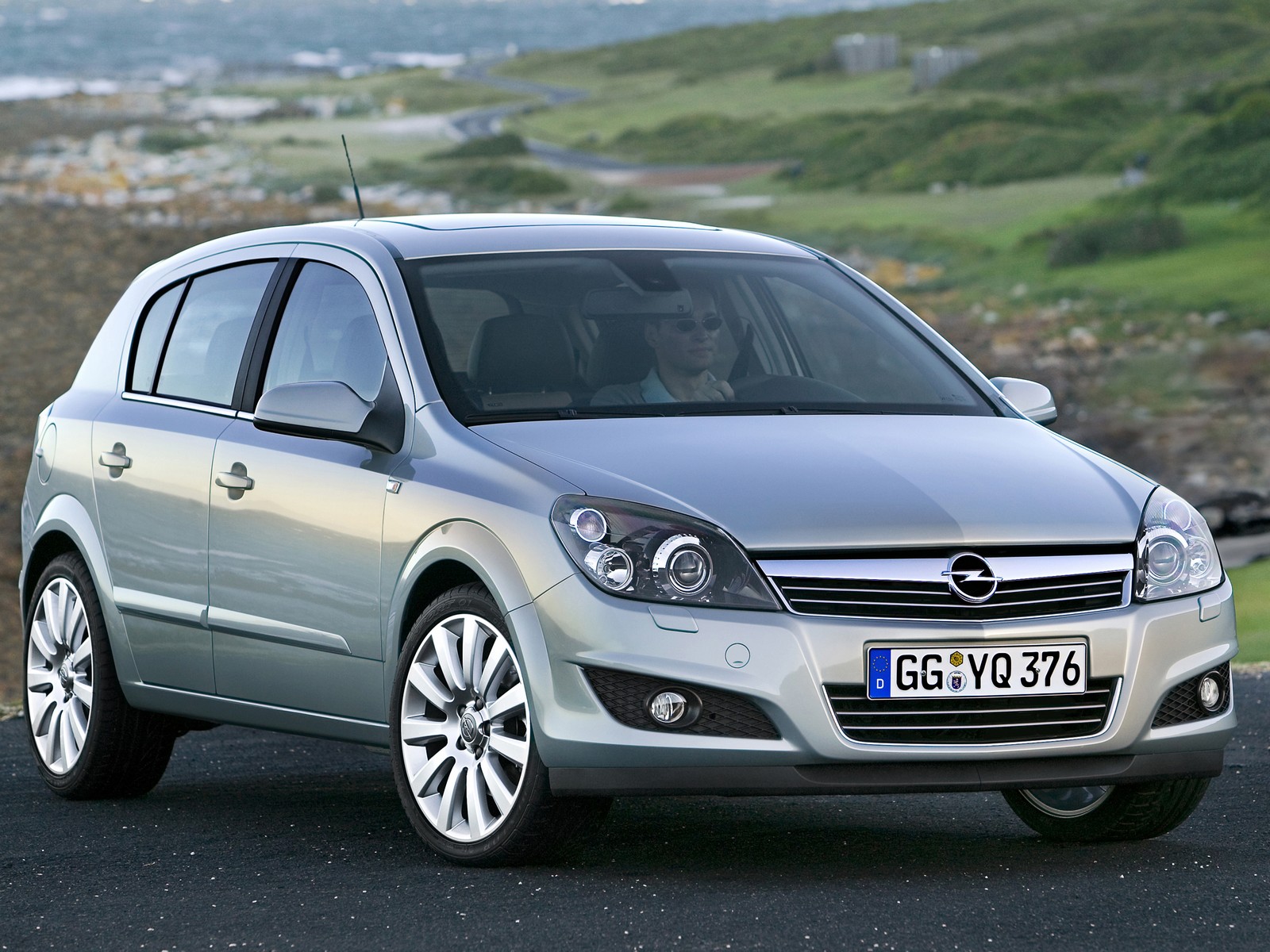 Фото Opel Astra H хэтчбек 5-дв.